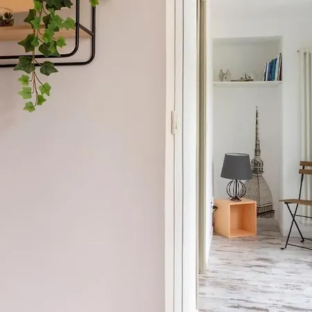 Apartment Porta Palazzo-centro Con Wi-fi E Netflix